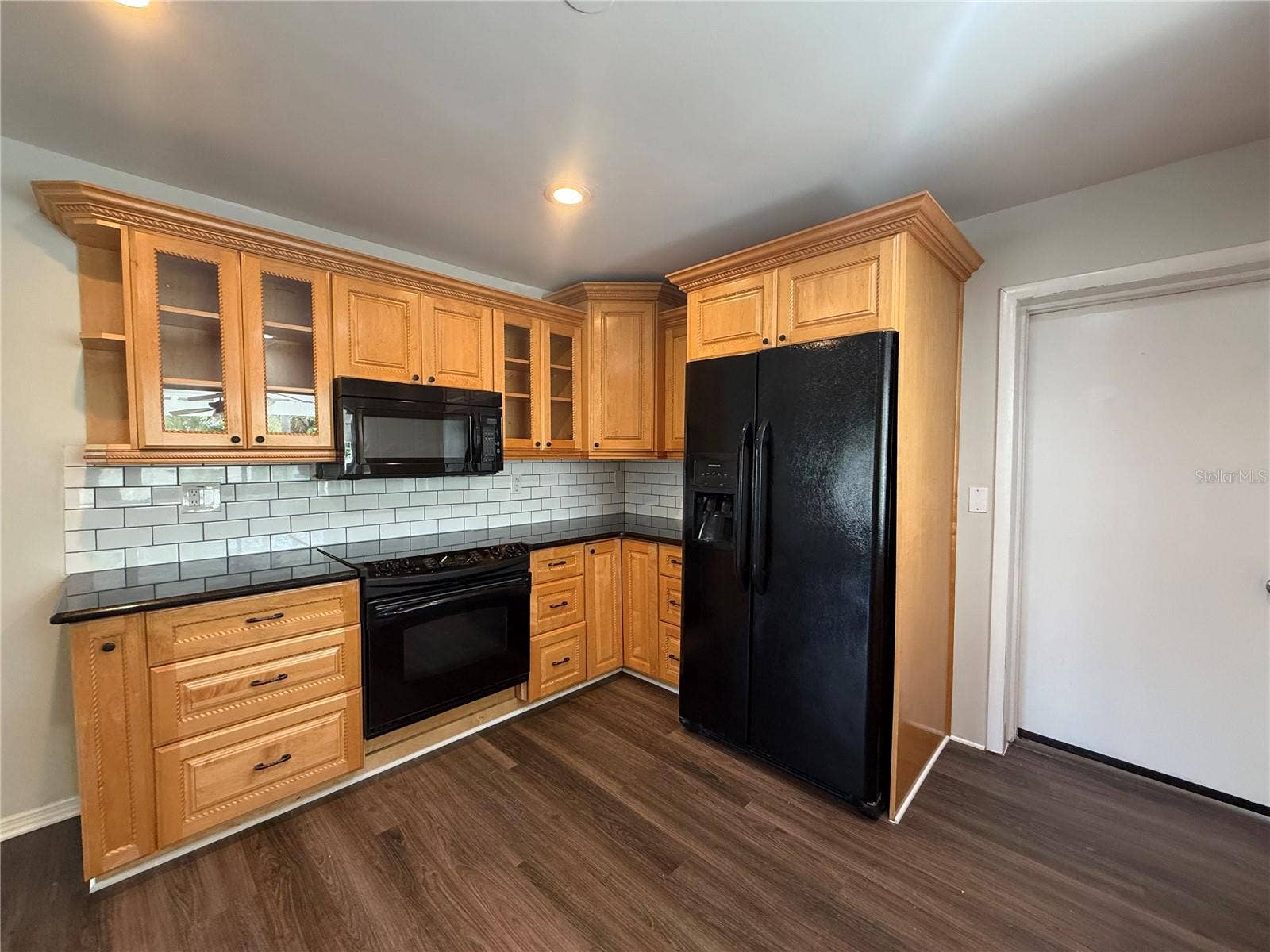 601 MYRTLE WAY S, St Petersburg, FL 33705 601 MYRTLE WAY S, St Petersburg, FL 33705