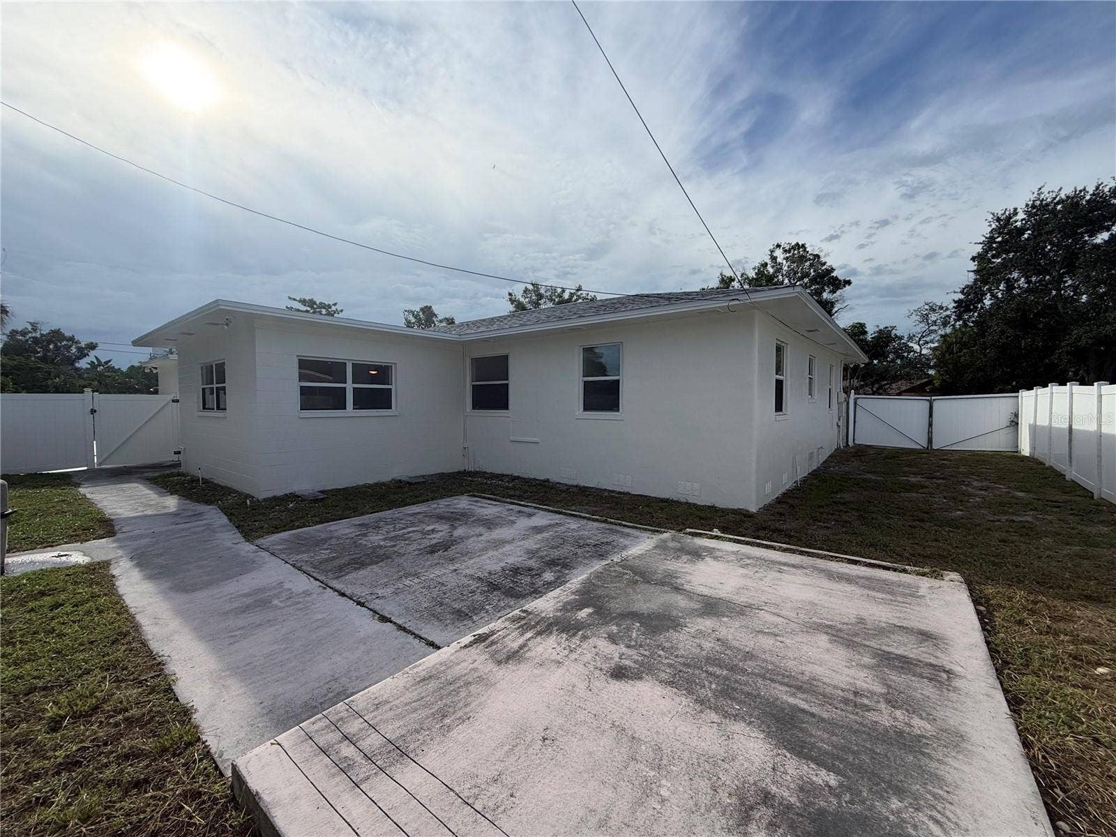 601 MYRTLE WAY S, St Petersburg, FL 33705 601 MYRTLE WAY S, St Petersburg, FL 33705