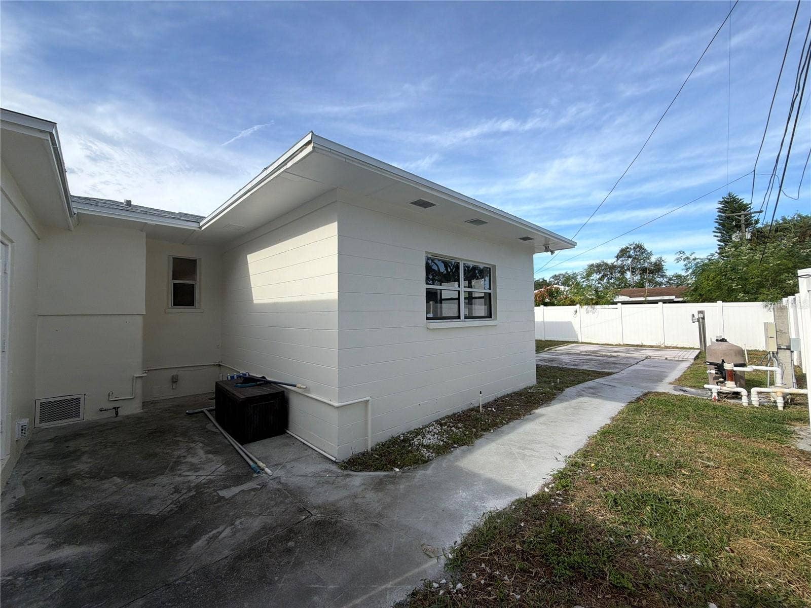 601 MYRTLE WAY S, St Petersburg, FL 33705 601 MYRTLE WAY S, St Petersburg, FL 33705