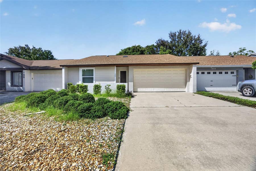 Property photo for 102 EDGEWATER CIRCLE, Sanford, FL