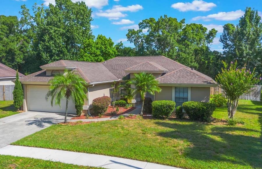 Property photo for 840 LAKE JACKSON CIRCLE, Apopka, FL