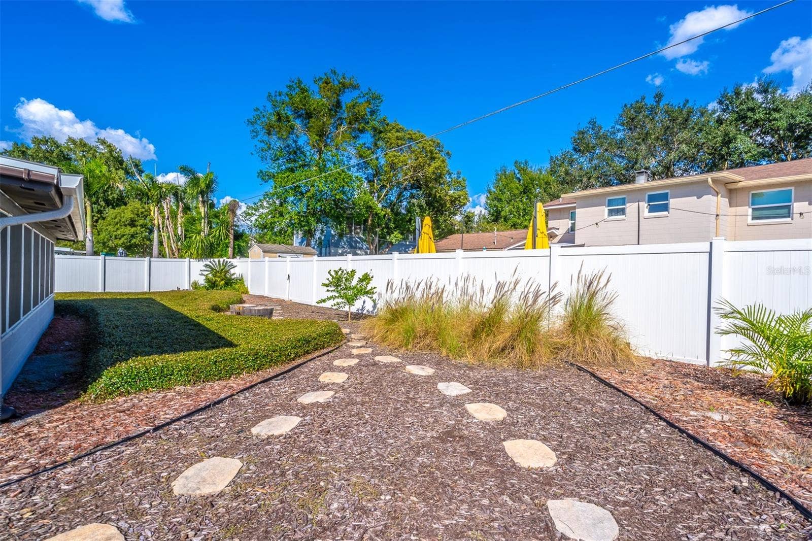 624 DUNRAVEN DRIVE, Winter Park, FL 32792 Landscaped Backyard with Vinyl Fence