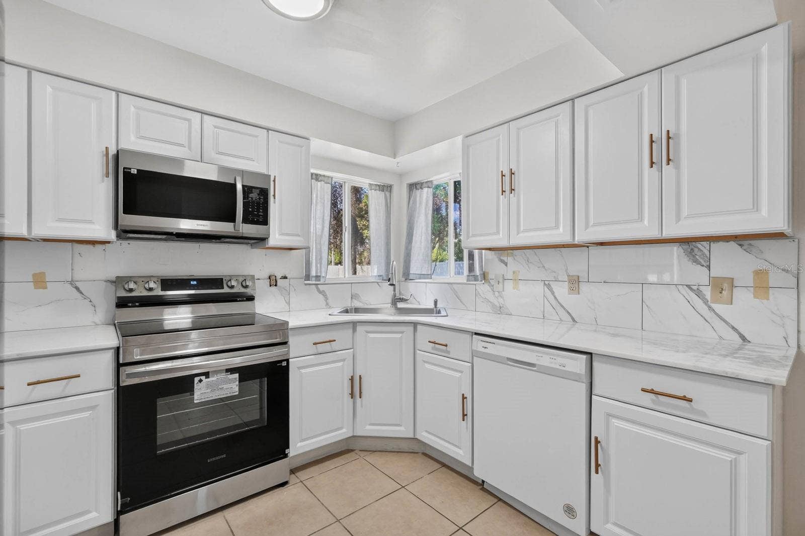 7 BROWNSTONE LANE, Palm Coast, FL 32137 7 BROWNSTONE LANE, Palm Coast, FL 32137