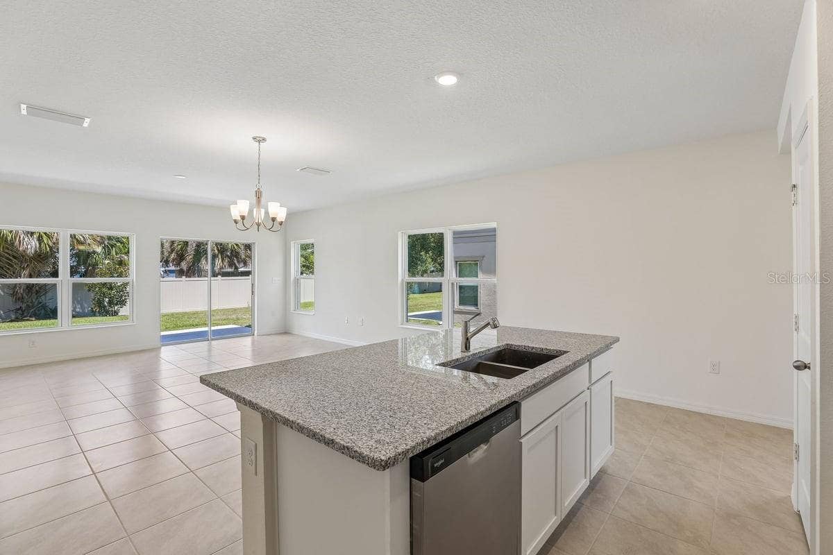 520 PINE RIDGE COURT, Lake Wales, FL 33859