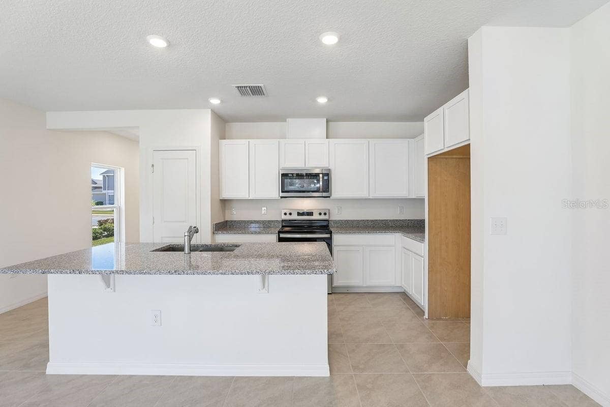 520 PINE RIDGE COURT, Lake Wales, FL 33859