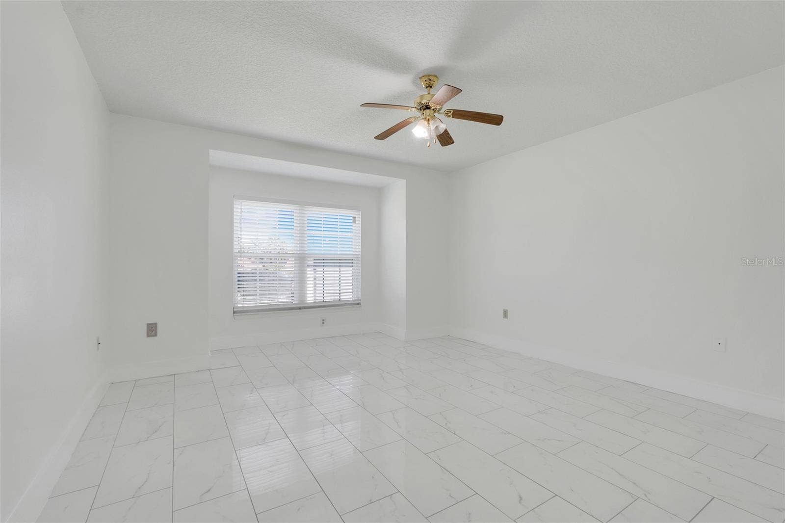 9106 GALLEON COURT, Orlando, FL 32819 9106 GALLEON COURT, Orlando, FL 32819