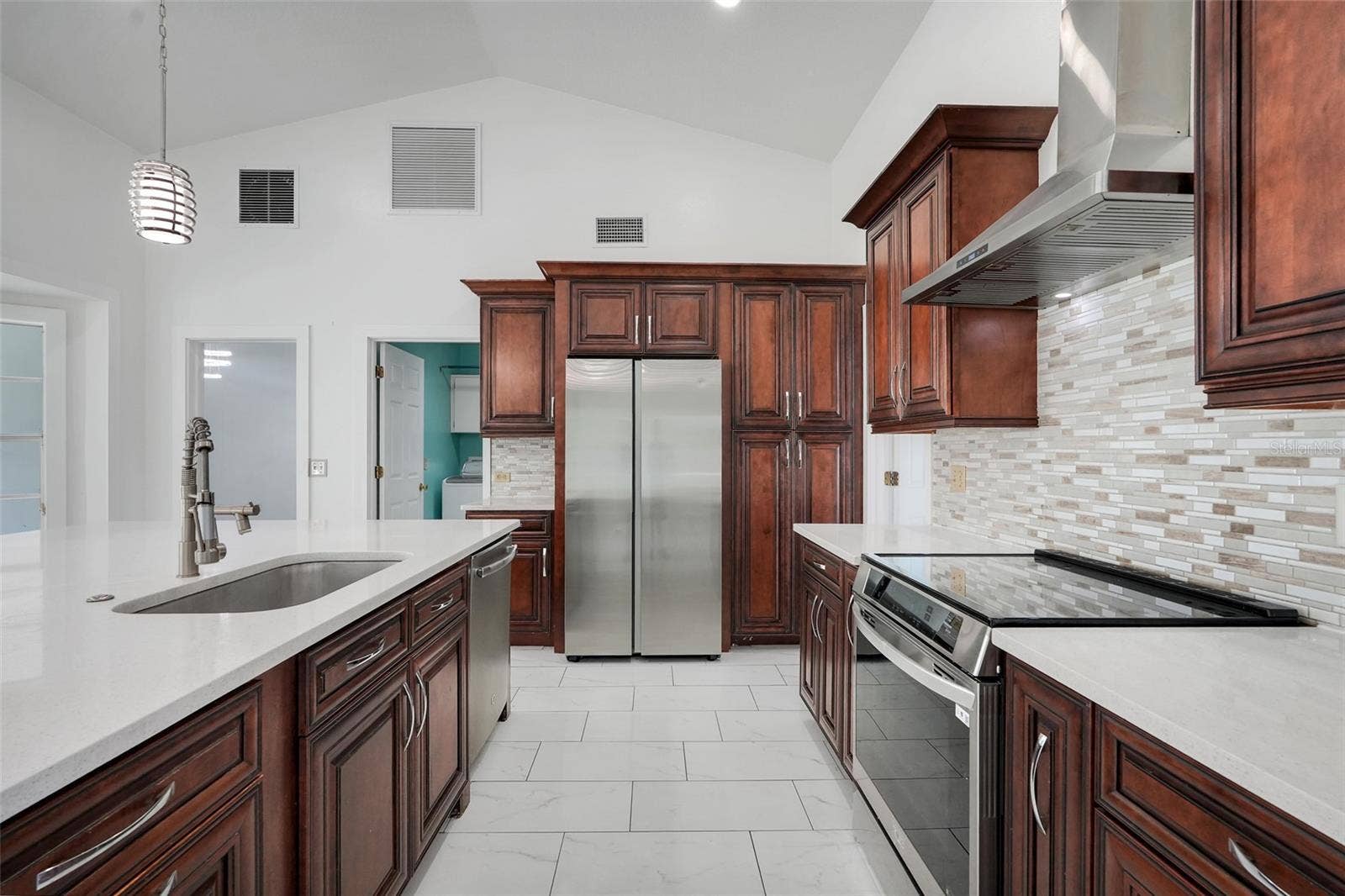 9106 GALLEON COURT, Orlando, FL 32819 9106 GALLEON COURT, Orlando, FL 32819