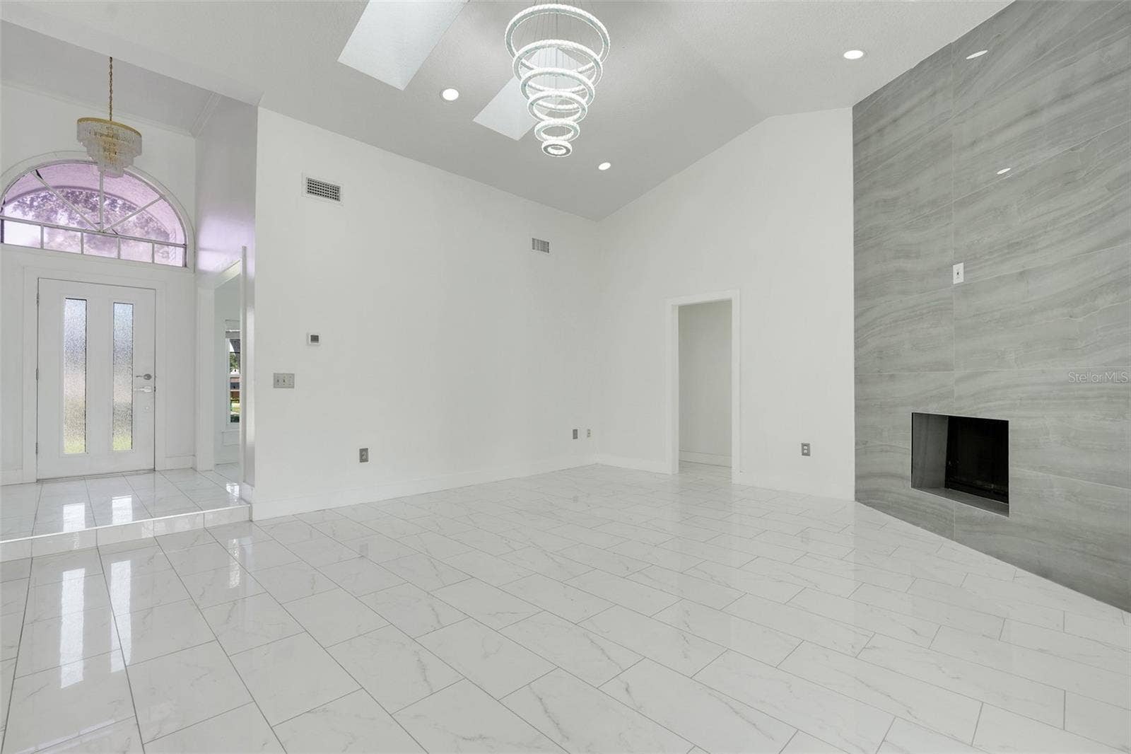 9106 GALLEON COURT, Orlando, FL 32819 9106 GALLEON COURT, Orlando, FL 32819