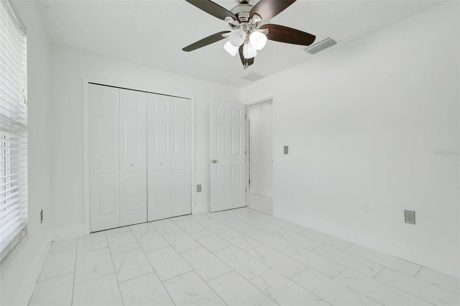 9106 GALLEON COURT, Orlando, FL 32819 9106 GALLEON COURT, Orlando, FL 32819