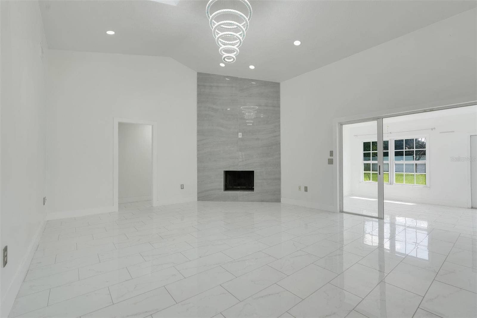 9106 GALLEON COURT, Orlando, FL 32819 9106 GALLEON COURT, Orlando, FL 32819