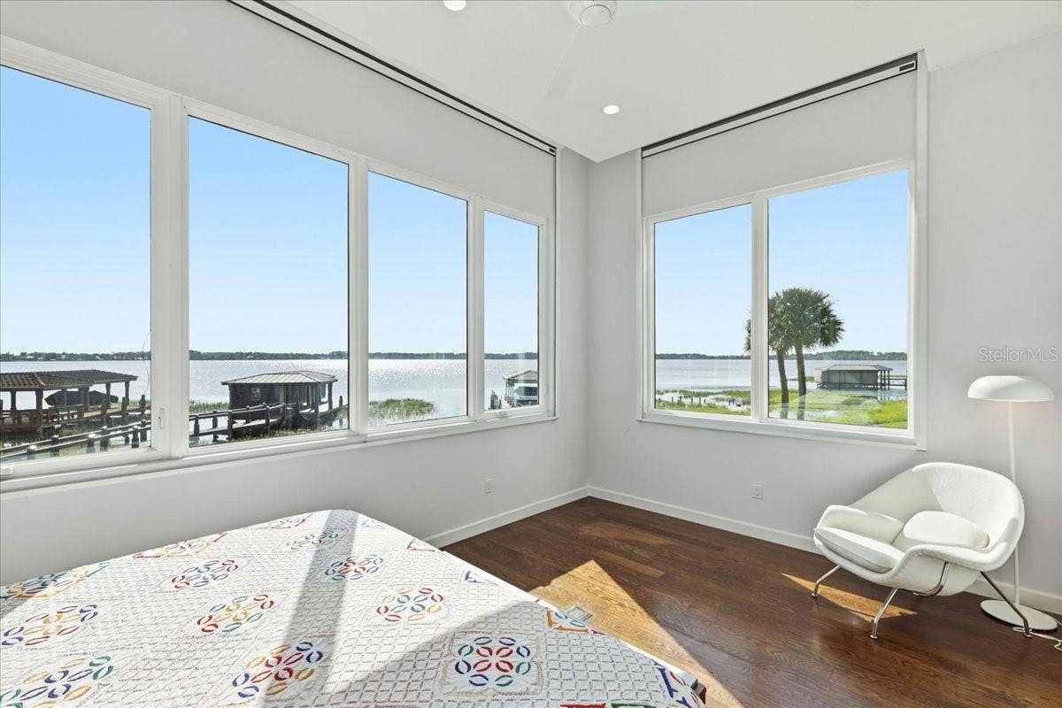 9320 CYPRESS COVE DRIVE, Orlando, FL 32819 9320 CYPRESS COVE DRIVE, Orlando, FL 32819