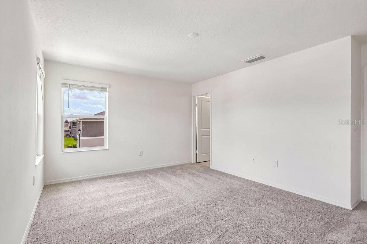 627 MEADOWS EDGE PLACE, Lake Wales, FL 33859