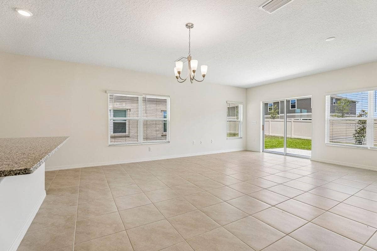 647 MEADOWS EDGE PLACE, Lake Wales, FL 33859