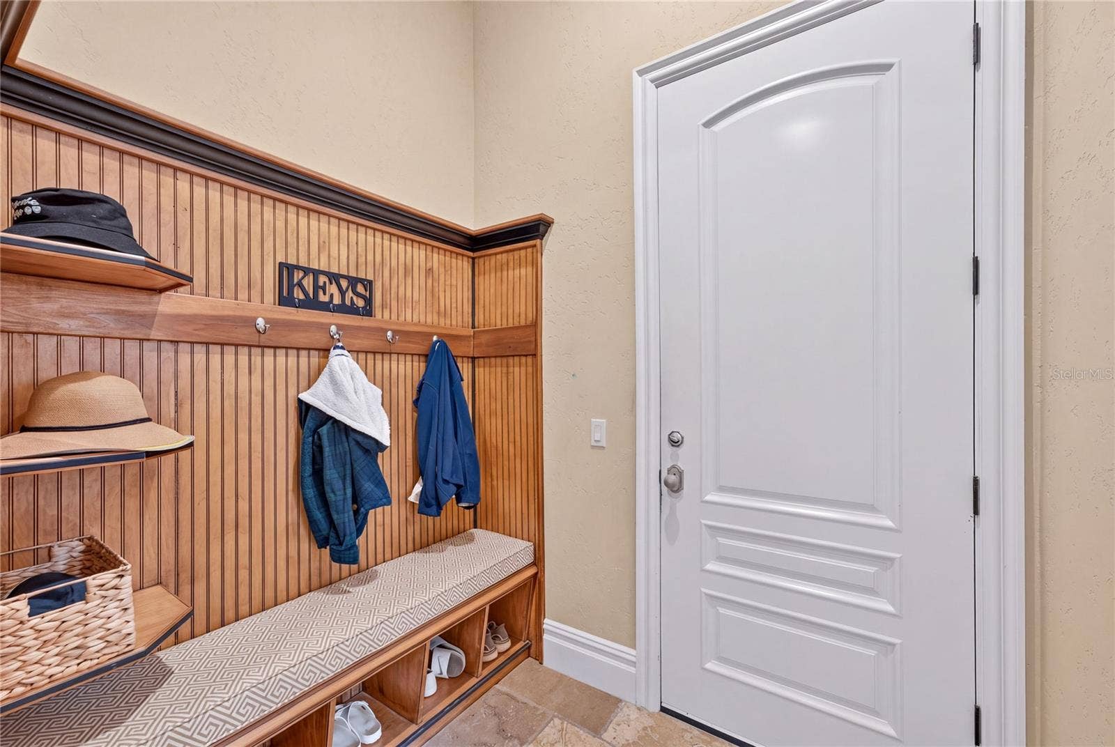 6113 GROSVENOR SHORE DRIVE, Windermere, FL 34786 6113 GROSVENOR SHORE DRIVE, Windermere, FL 34786