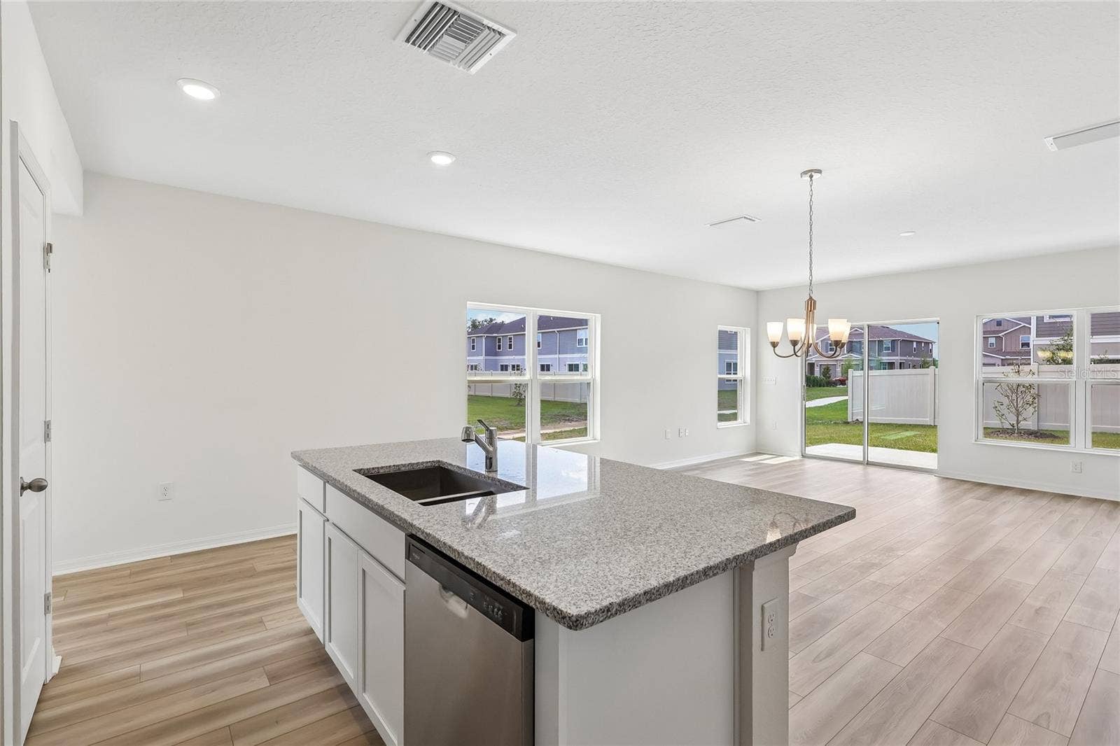 671 MEADOWS EDGE PLACE, Lake Wales, FL 33859