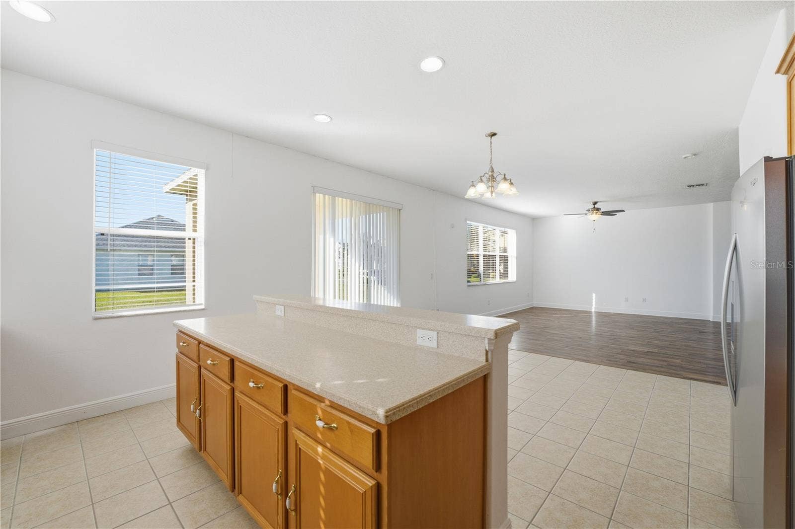 502 FIRST CAPE CORAL DR, Winter Garden, FL 34787 502 FIRST CAPE CORAL DR, Winter Garden, FL 34787