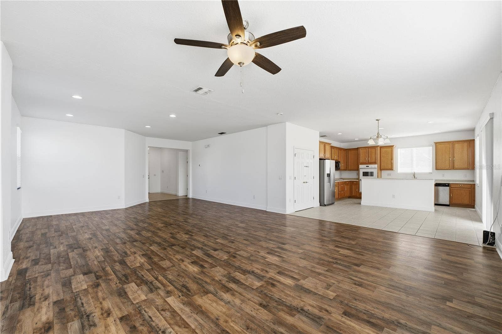 502 FIRST CAPE CORAL DR, Winter Garden, FL 34787 502 FIRST CAPE CORAL DR, Winter Garden, FL 34787