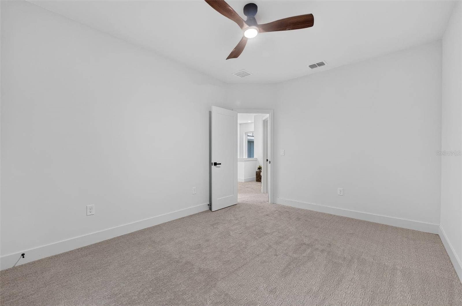 628 SILVER CREEK DRIVE, Winter Springs, FL 32708 628 SILVER CREEK DRIVE, Winter Springs, FL 32708