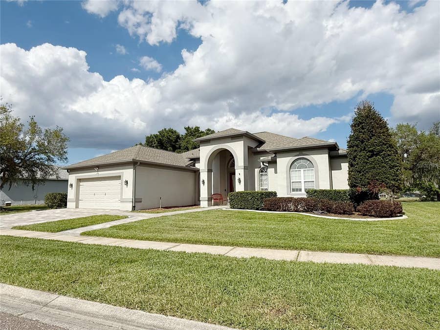 Property photo for 13535 BLUEWATER CIRCLE, Orlando, FL