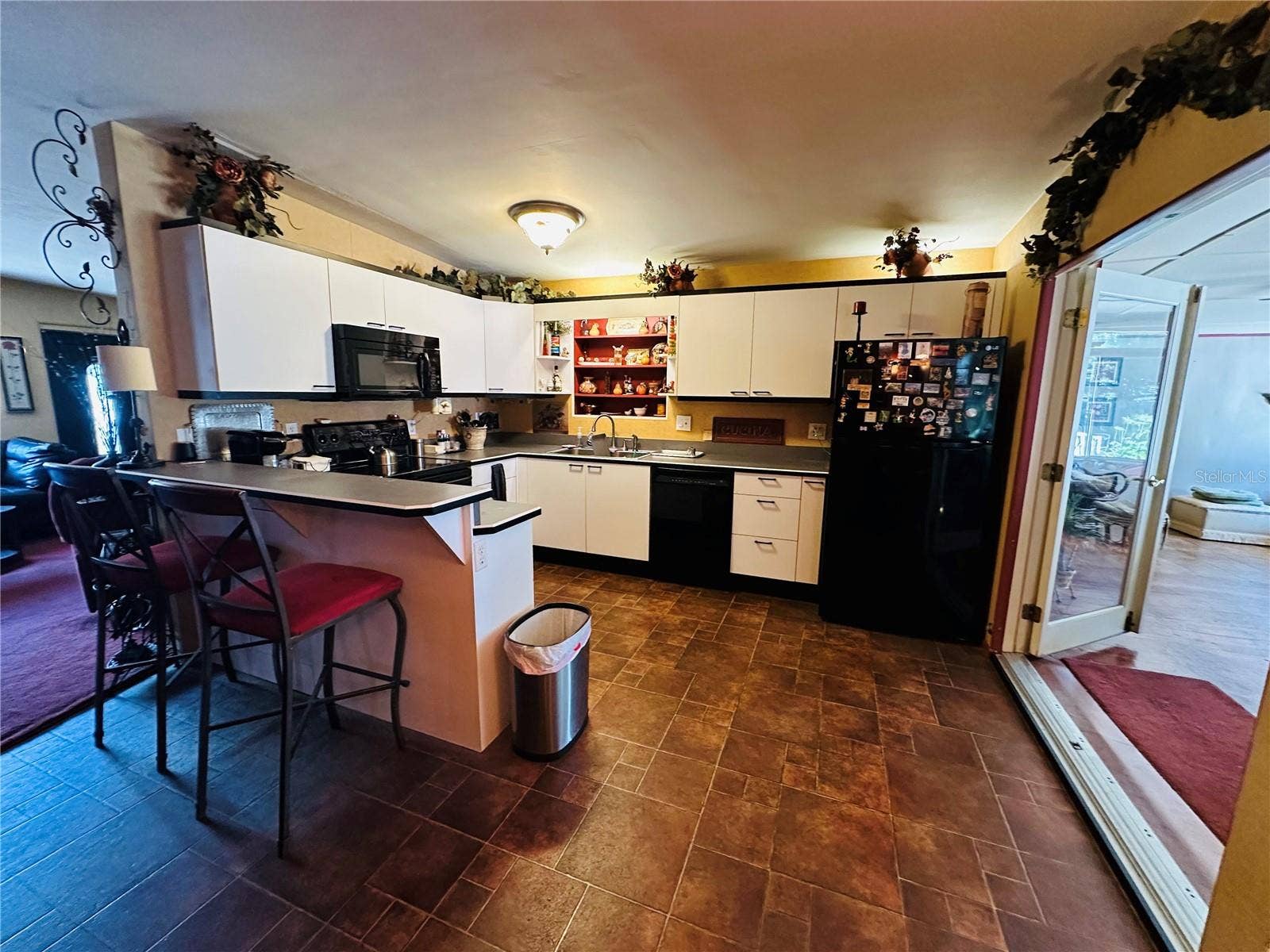 608 DIXIE LANE, South Daytona, FL 32119