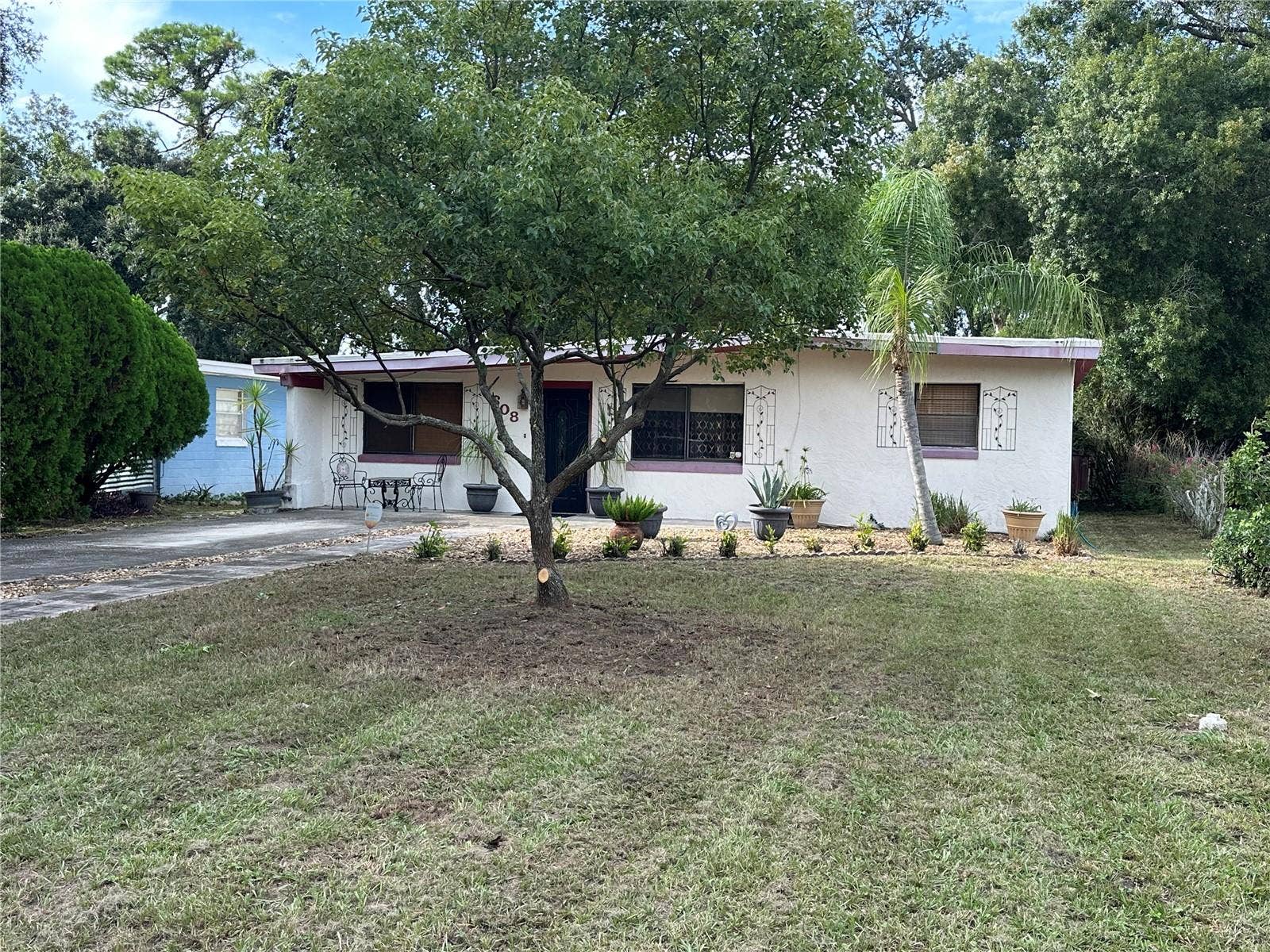 608 DIXIE LANE, South Daytona, FL 32119
