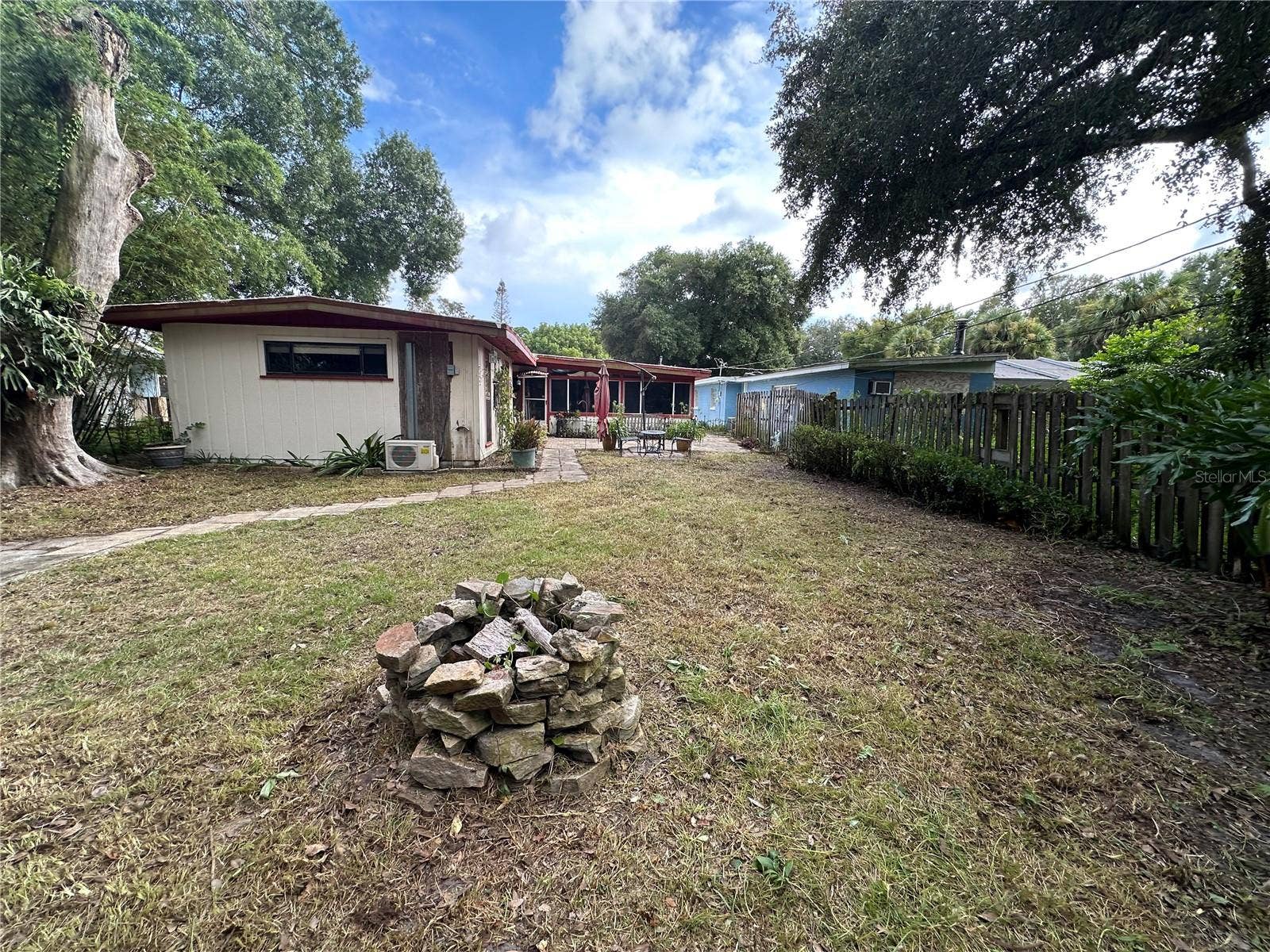 608 DIXIE LANE, South Daytona, FL 32119