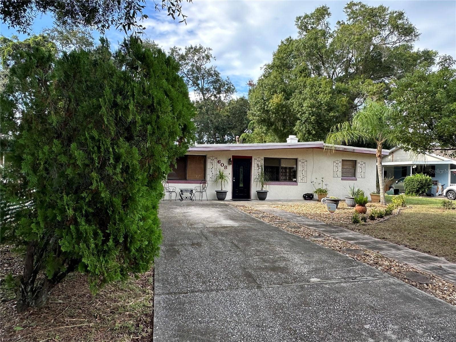 608 DIXIE LANE, South Daytona, FL 32119