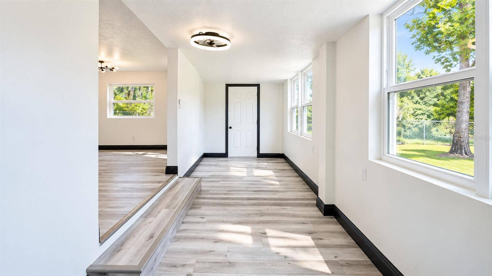 334 W BERESFORD ROAD, Deland, FL 32720 Anteroom & 2 Entrance