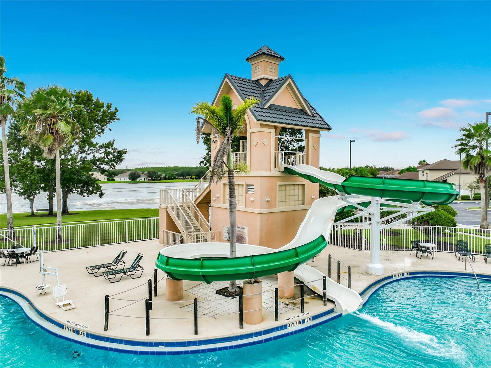 13556 HAWKEYE DRIVE, Orlando, FL 32837 13556 HAWKEYE DRIVE, Orlando, FL 32837