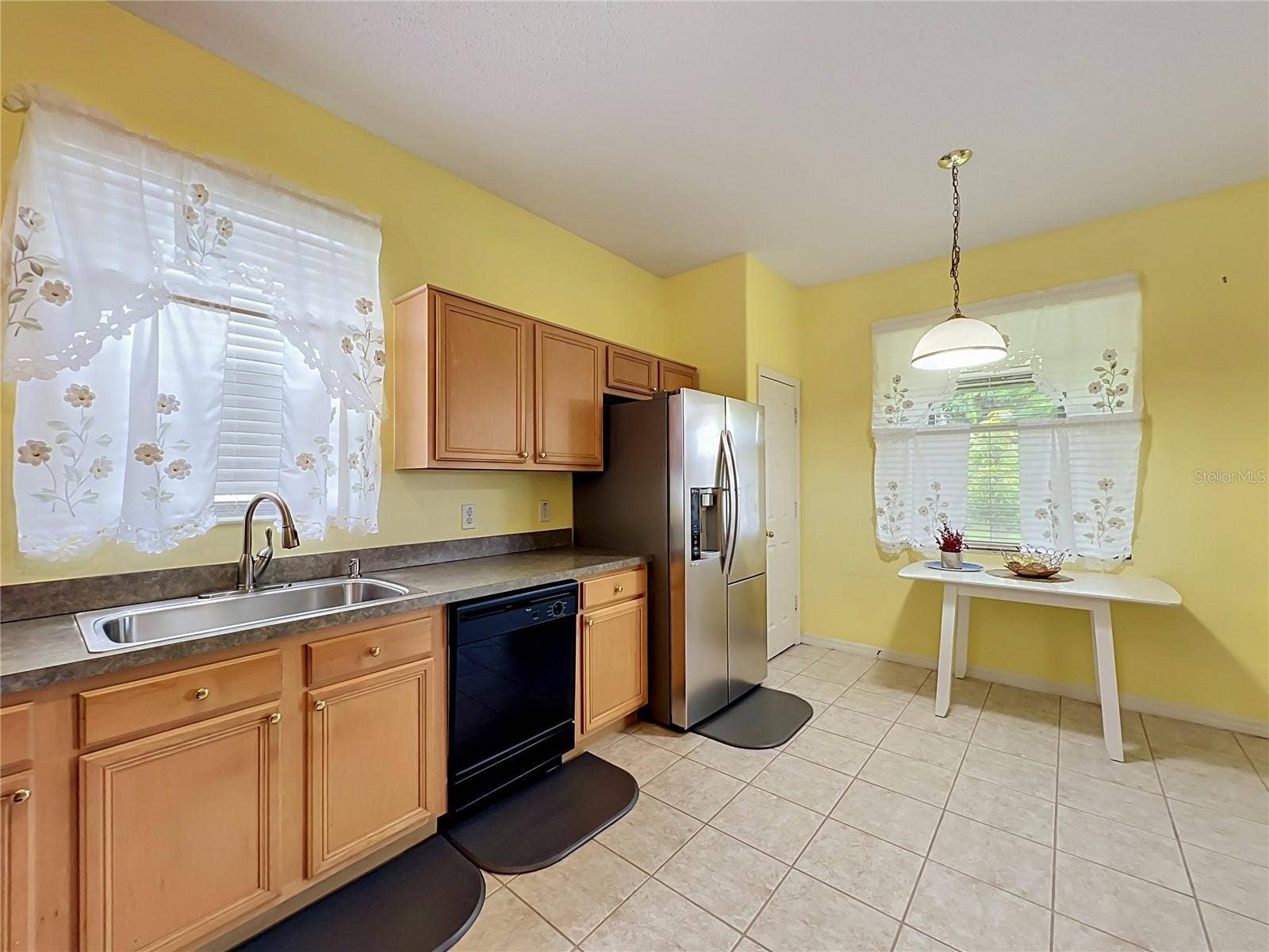 13556 HAWKEYE DRIVE, Orlando, FL 32837 13556 HAWKEYE DRIVE, Orlando, FL 32837