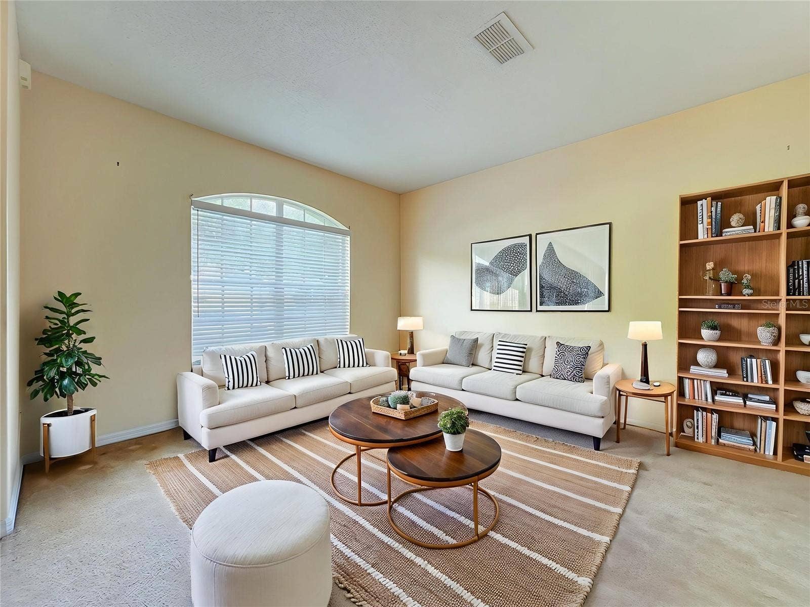 13556 HAWKEYE DRIVE, Orlando, FL 32837 13556 HAWKEYE DRIVE, Orlando, FL 32837