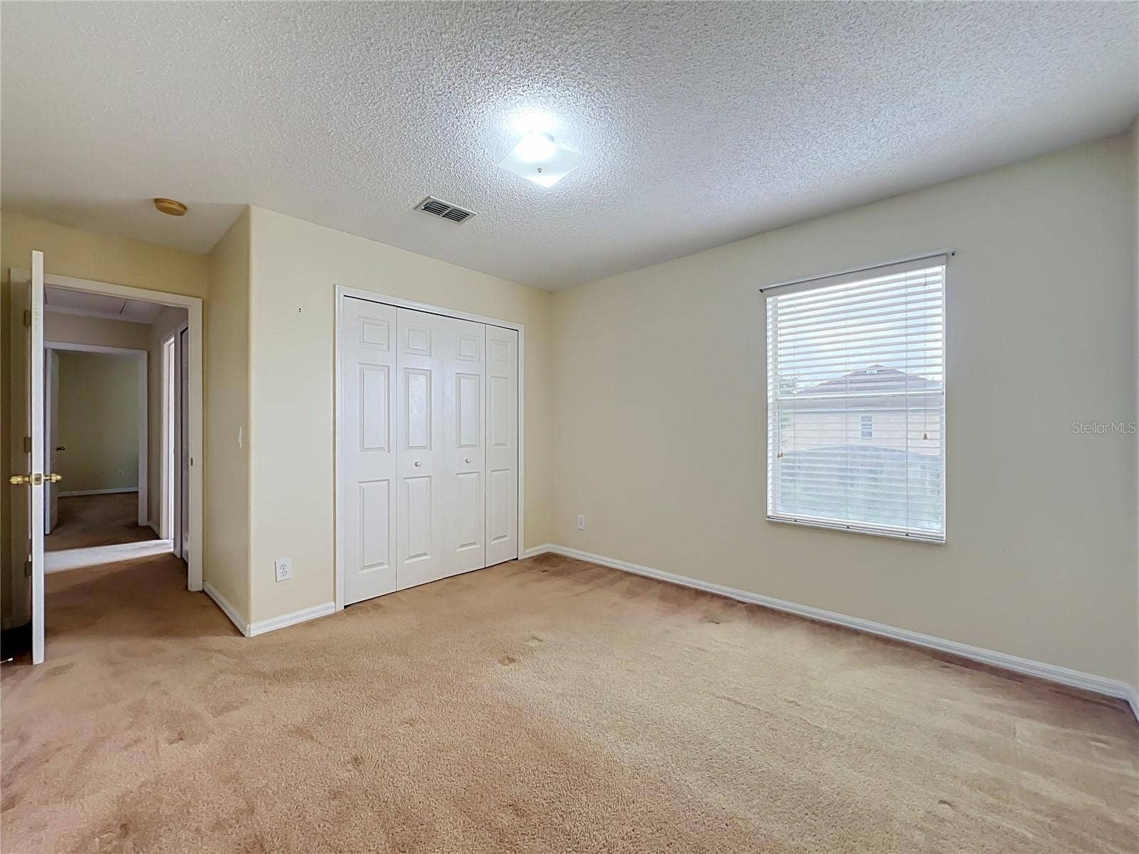 13556 HAWKEYE DRIVE, Orlando, FL 32837 13556 HAWKEYE DRIVE, Orlando, FL 32837