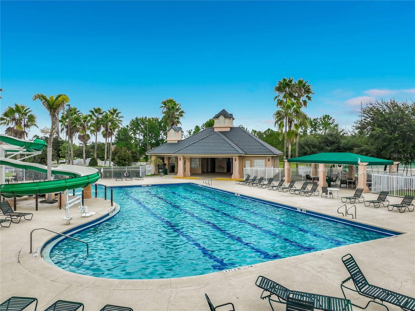 13556 HAWKEYE DRIVE, Orlando, FL 32837 13556 HAWKEYE DRIVE, Orlando, FL 32837