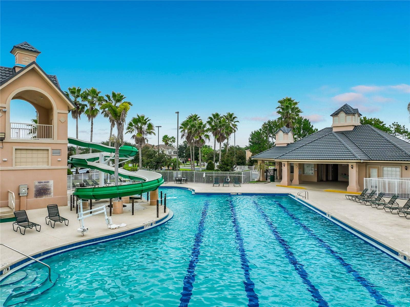 13556 HAWKEYE DRIVE, Orlando, FL 32837 13556 HAWKEYE DRIVE, Orlando, FL 32837