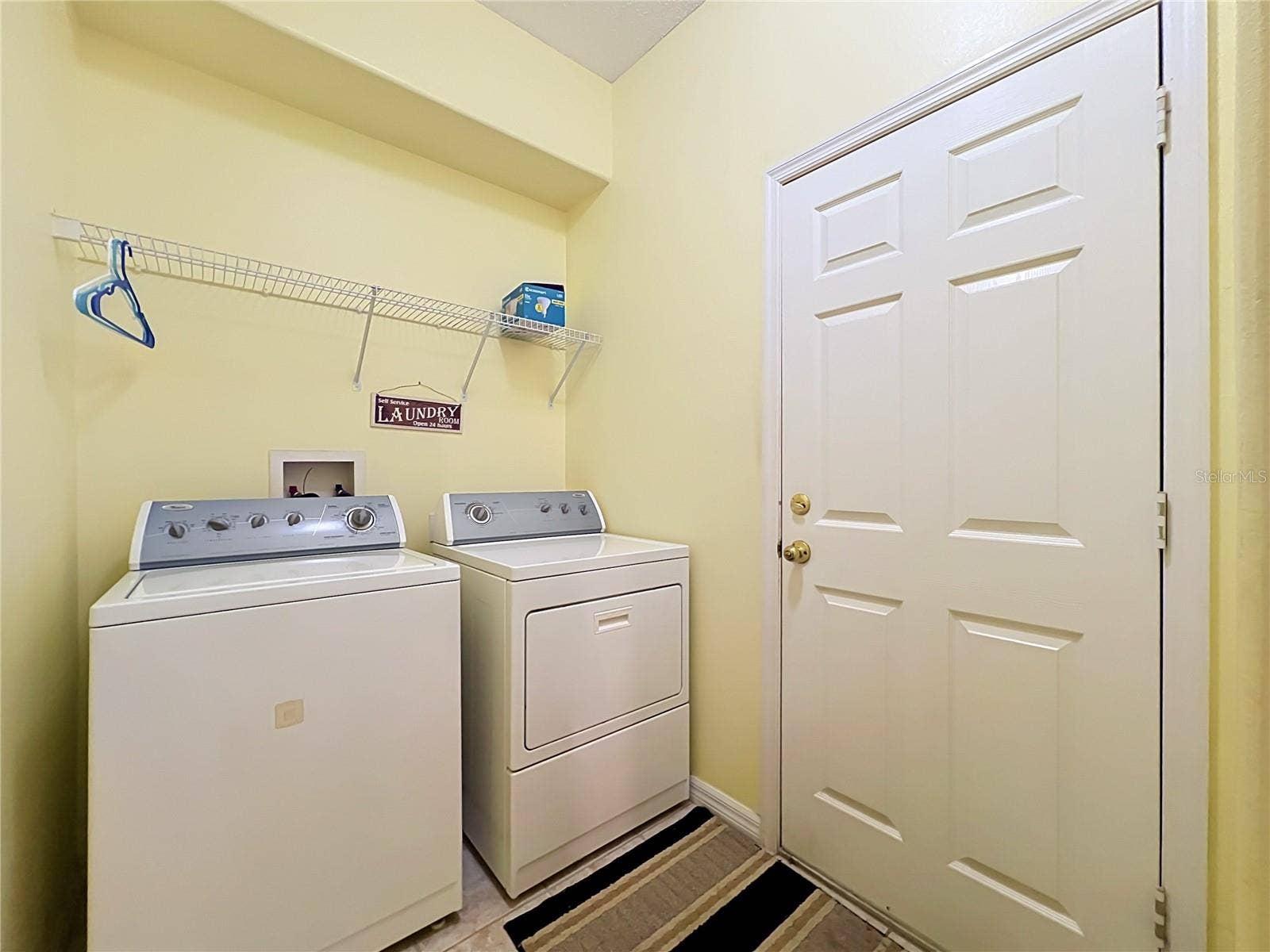 13556 HAWKEYE DRIVE, Orlando, FL 32837 13556 HAWKEYE DRIVE, Orlando, FL 32837