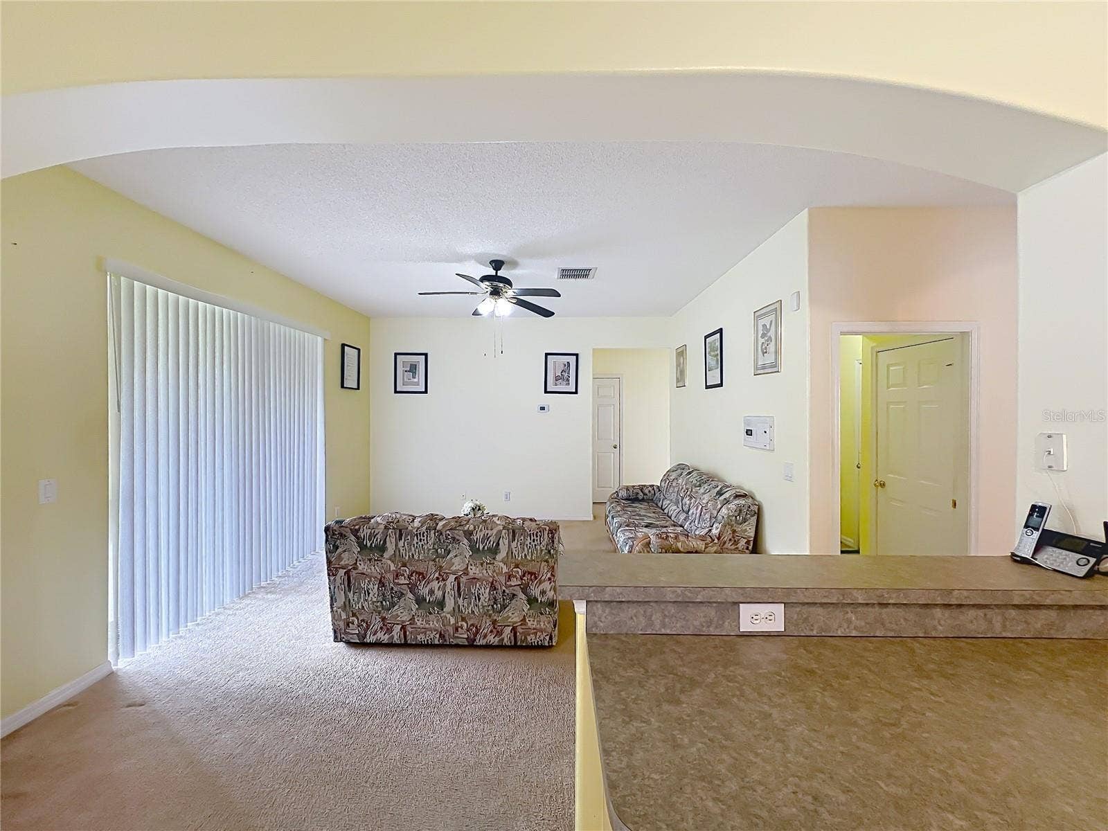 13556 HAWKEYE DRIVE, Orlando, FL 32837 13556 HAWKEYE DRIVE, Orlando, FL 32837