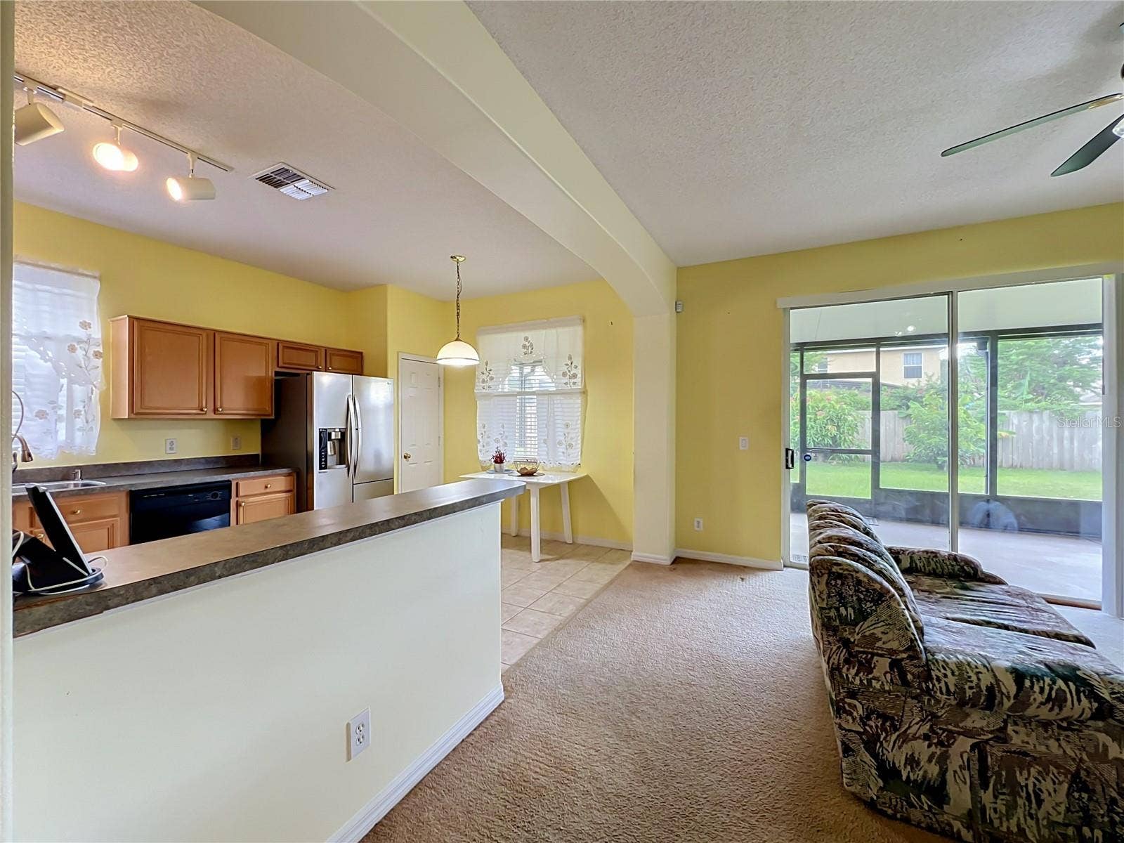 13556 HAWKEYE DRIVE, Orlando, FL 32837 13556 HAWKEYE DRIVE, Orlando, FL 32837