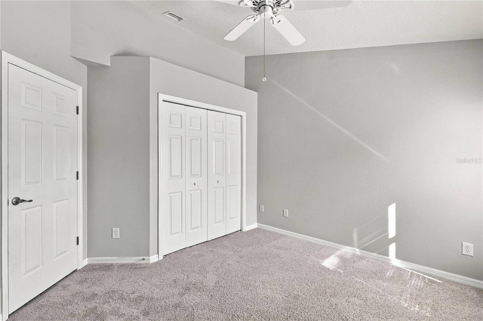 941 VINDALE ROAD, Tavares, FL 32778 941 VINDALE ROAD, Tavares, FL 32778