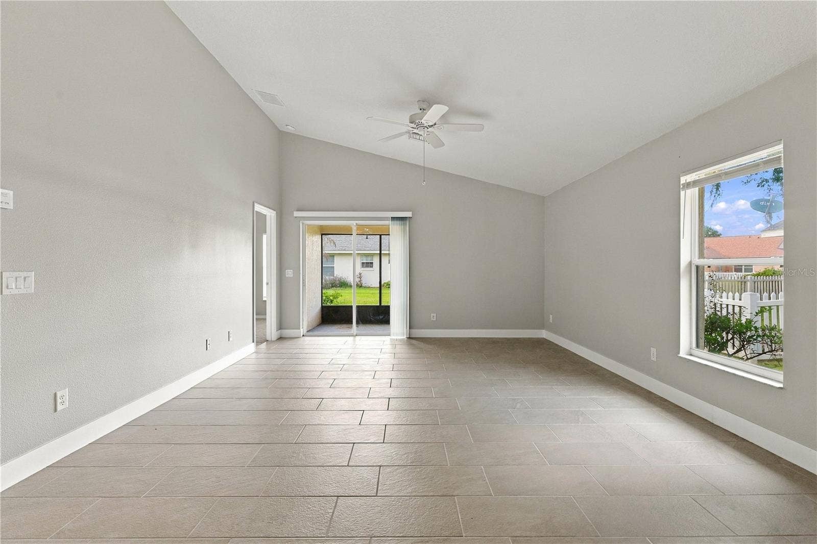 941 VINDALE ROAD, Tavares, FL 32778 941 VINDALE ROAD, Tavares, FL 32778