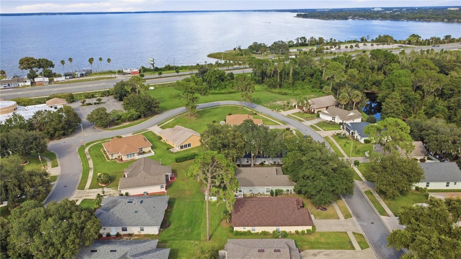 941 VINDALE ROAD, Tavares, FL 32778 941 VINDALE ROAD, Tavares, FL 32778