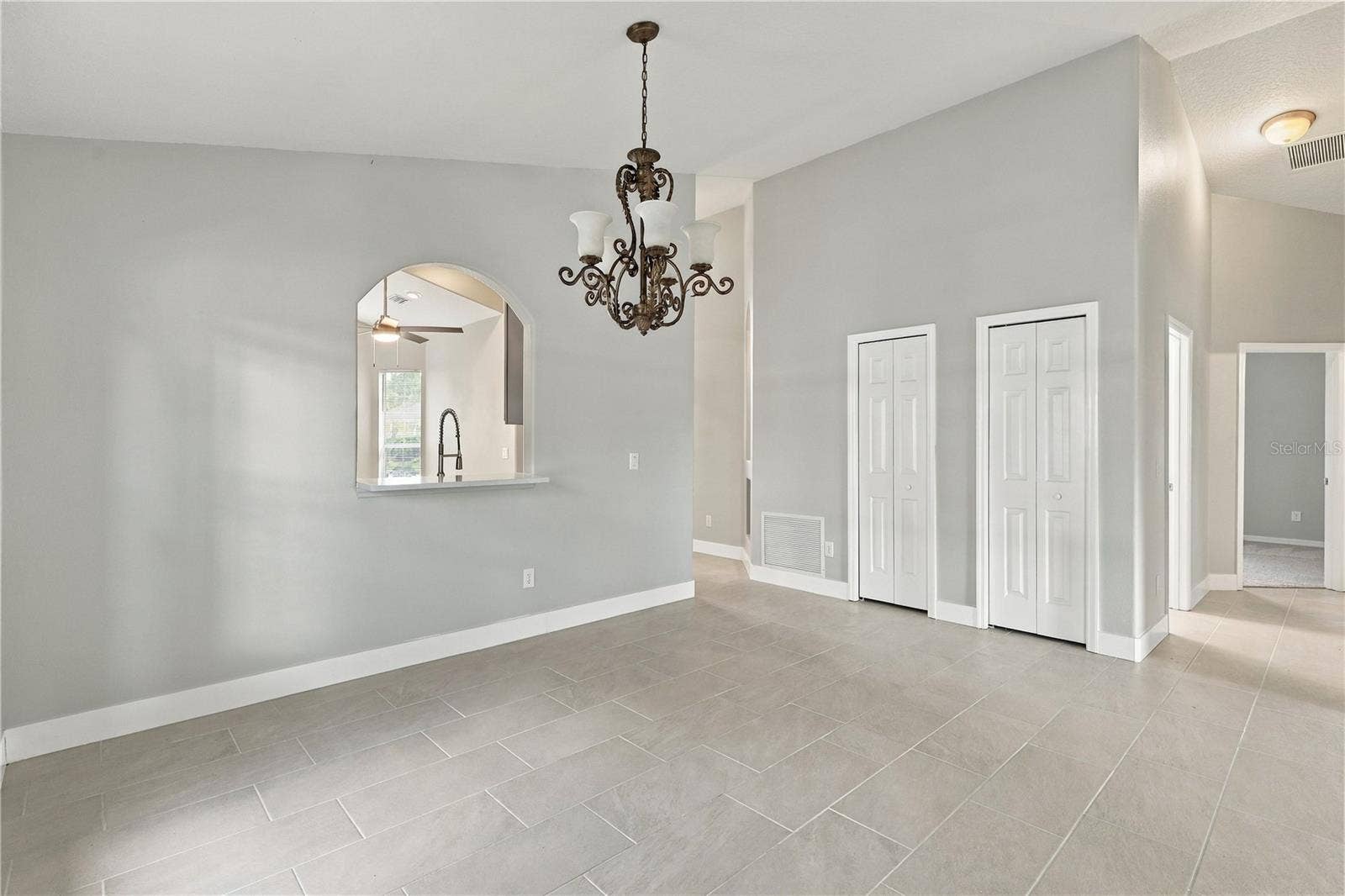 941 VINDALE ROAD, Tavares, FL 32778 941 VINDALE ROAD, Tavares, FL 32778