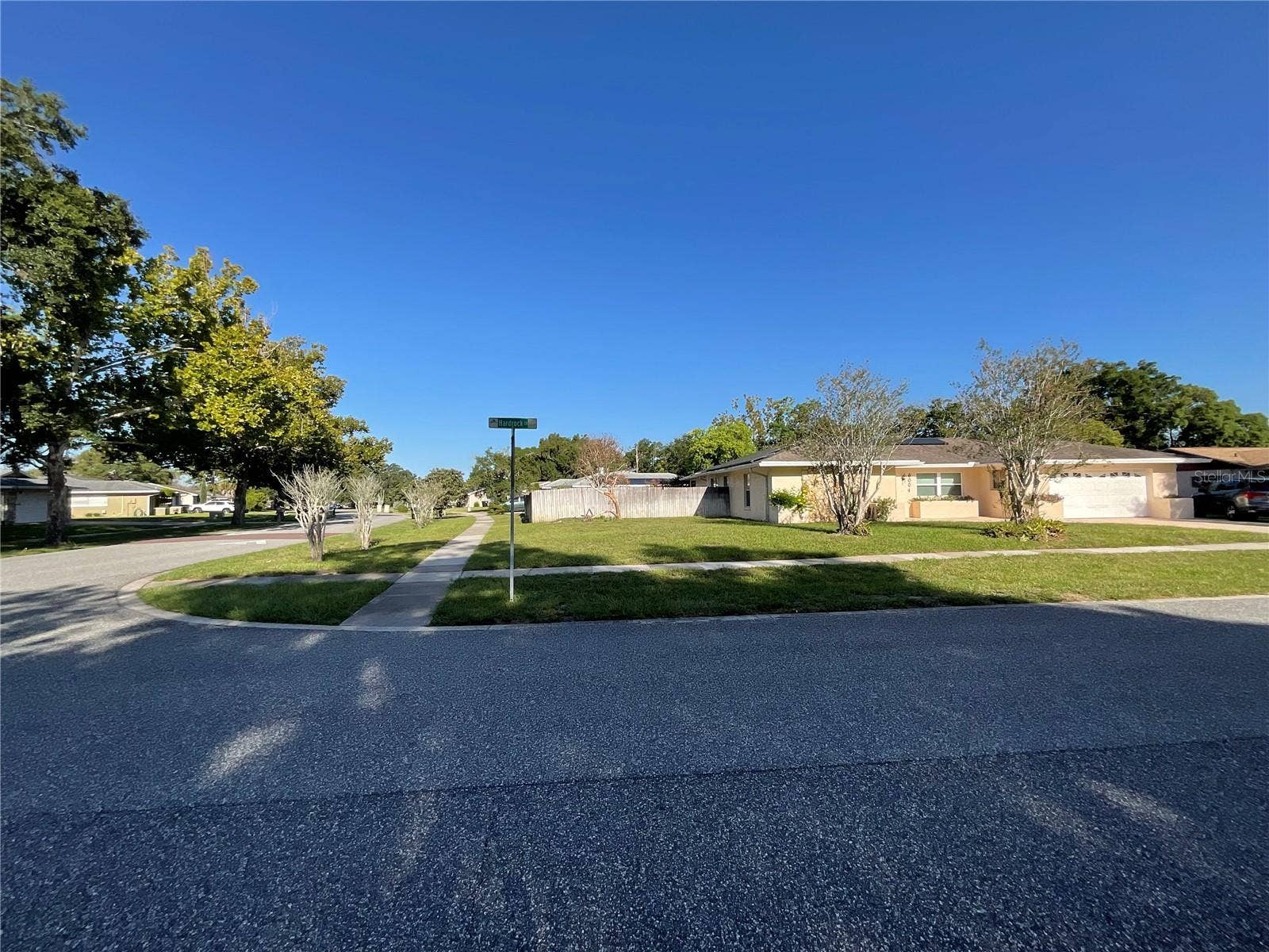 6004 HARDROCK CIRCLE, Orlando, FL 32819 6004 HARDROCK CIRCLE, Orlando, FL 32819