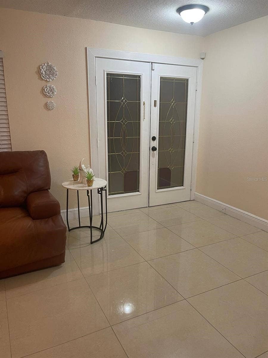 6004 HARDROCK CIRCLE, Orlando, FL 32819 6004 HARDROCK CIRCLE, Orlando, FL 32819