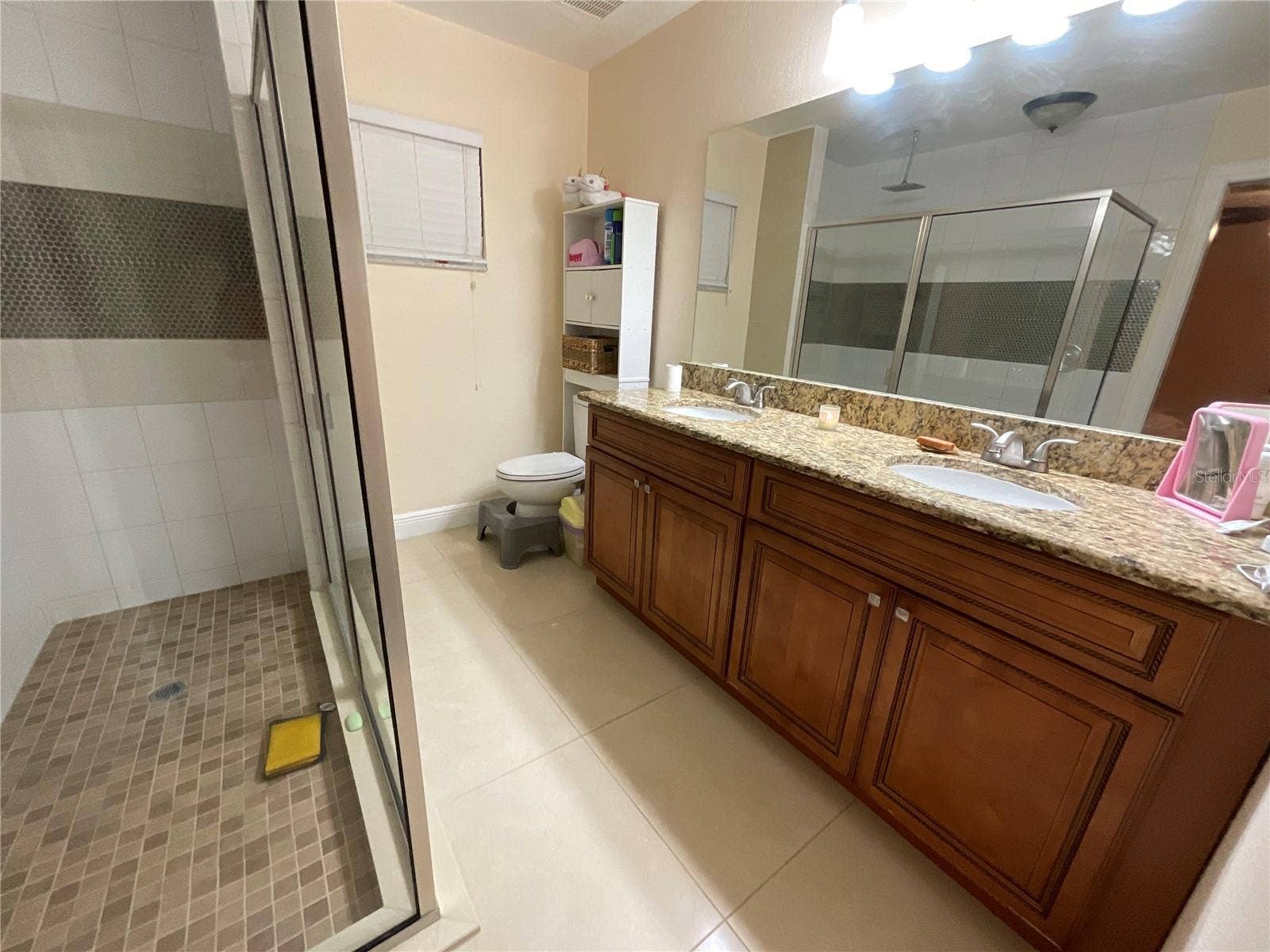 6004 HARDROCK CIRCLE, Orlando, FL 32819 MASTER BATHROOM