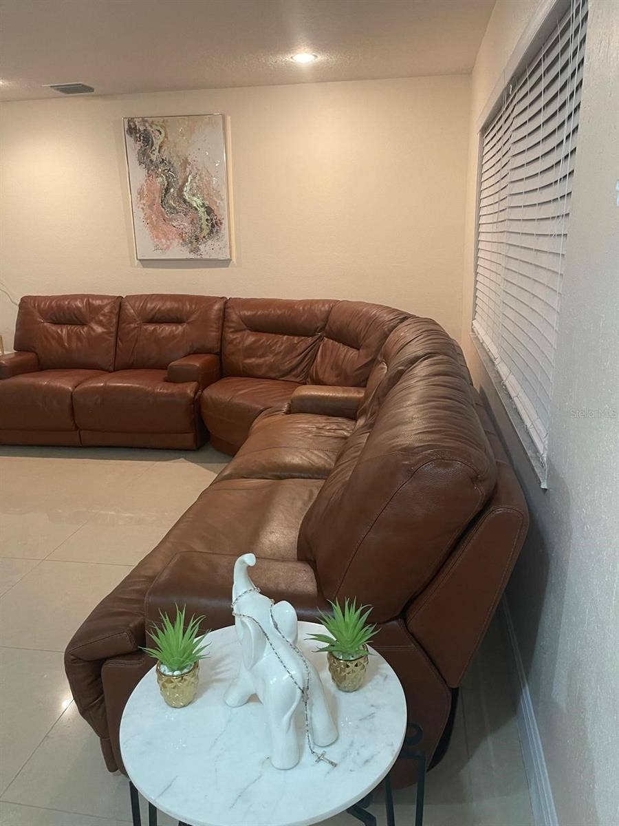 6004 HARDROCK CIRCLE, Orlando, FL 32819 6004 HARDROCK CIRCLE, Orlando, FL 32819