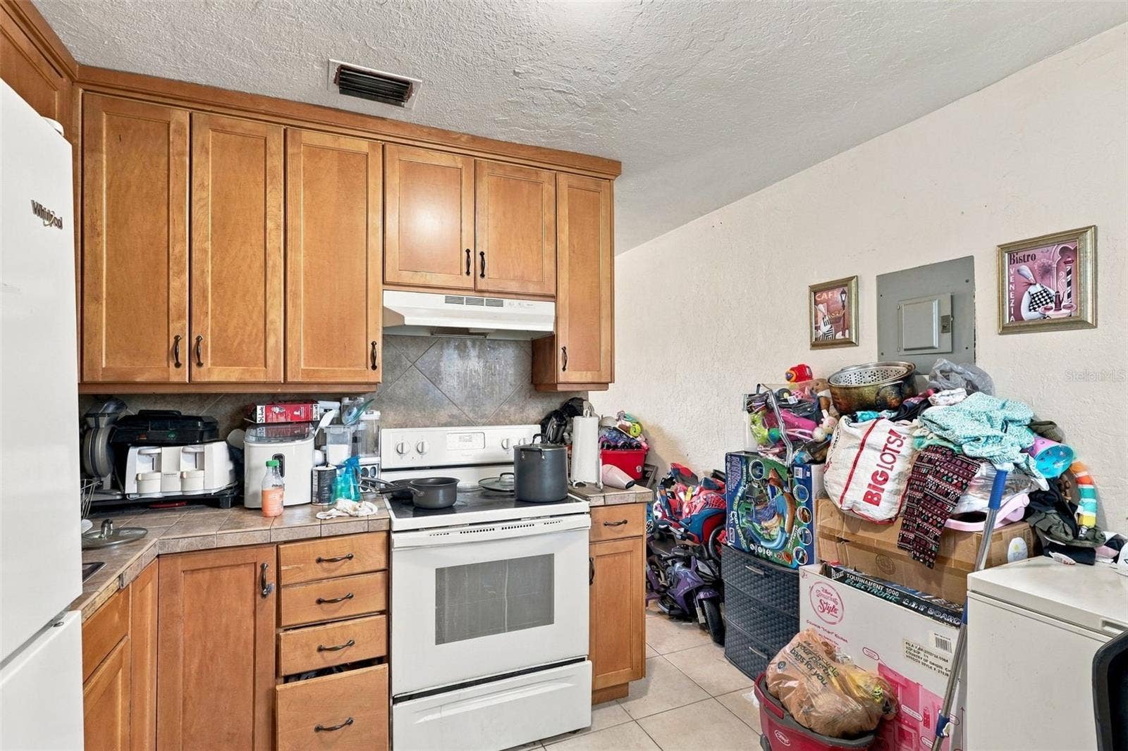 2410 MYRTLE AVENUE, Mims, FL 32754 2410 MYRTLE AVENUE, Mims, FL 32754