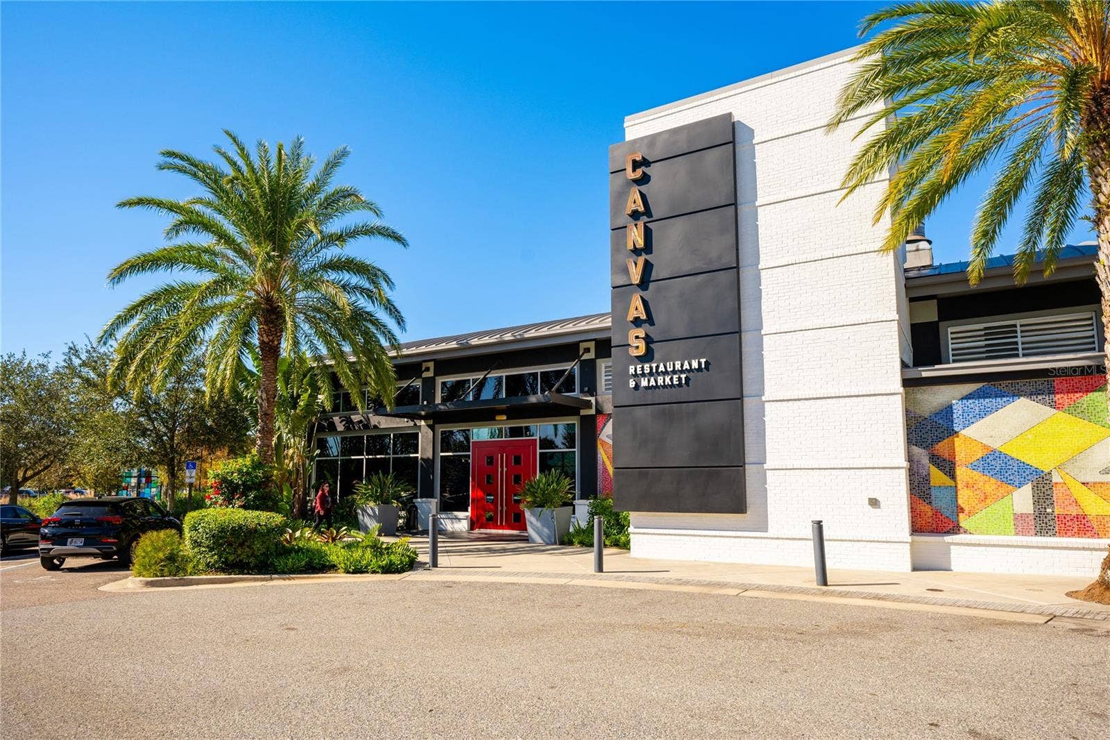 14061 WALCOTT AVENUE, Orlando, FL 32827 Dine at the Canvas restaurant.