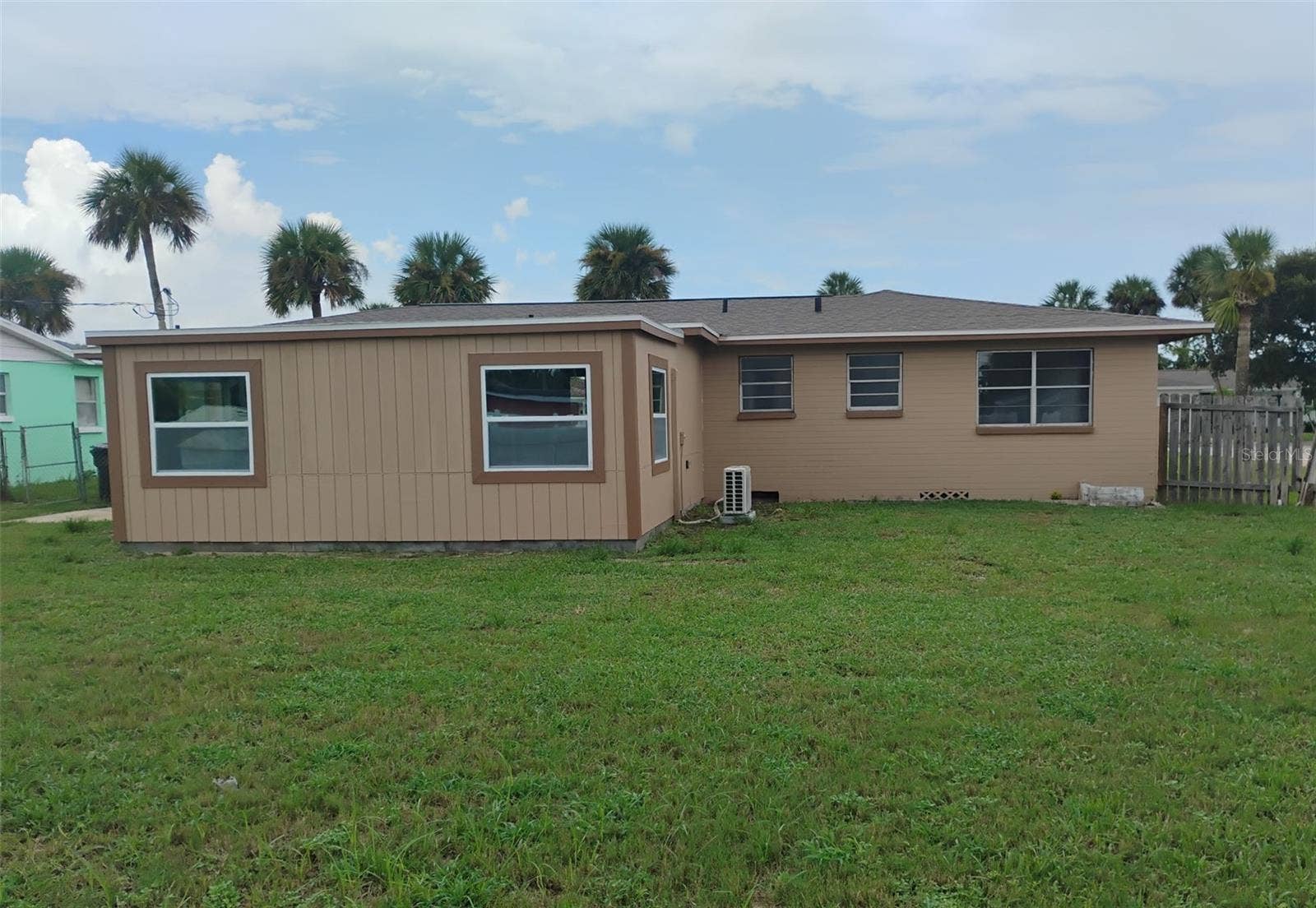 1259 BEL AIRE DRIVE, Daytona Beach, FL 32118