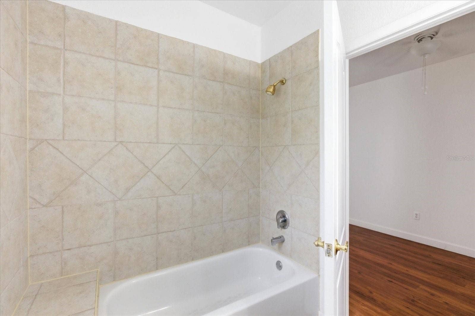 3306 HARRISON AVENUE, Orlando, FL 32804 3306 HARRISON AVENUE, Orlando, FL 32804