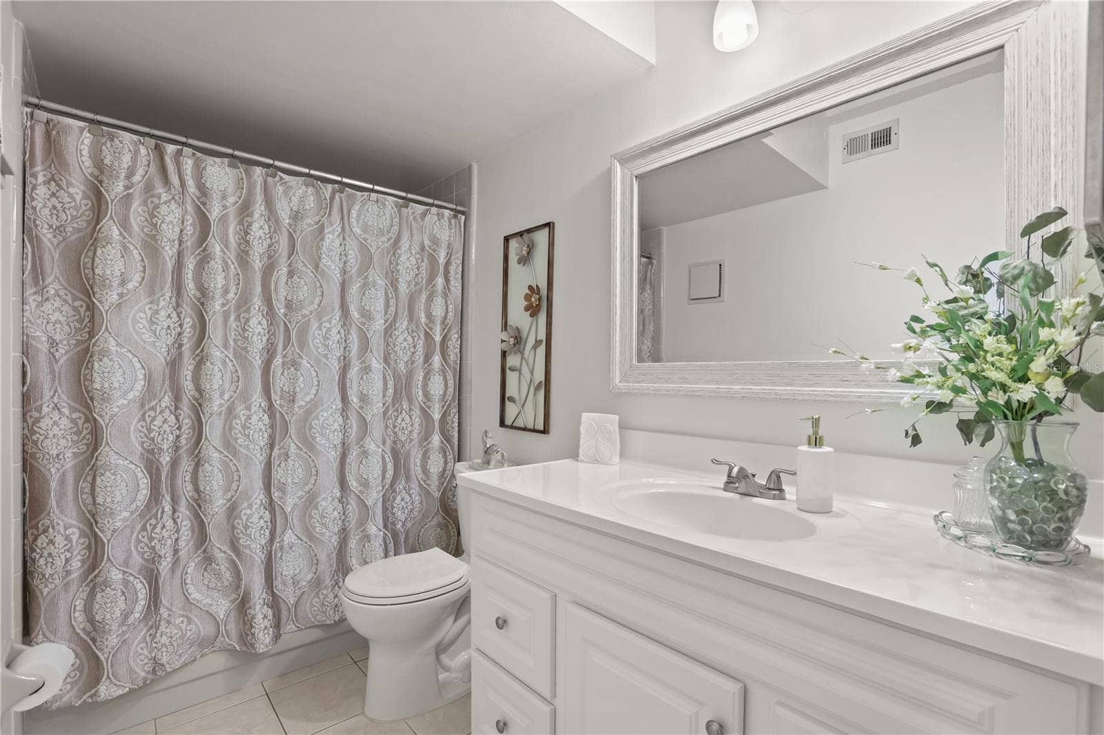 11 ESCONDIDO CIRCLE, #108, Altamonte Springs, FL 32701 11 ESCONDIDO CIRCLE, #108, Altamonte Springs, FL 32701